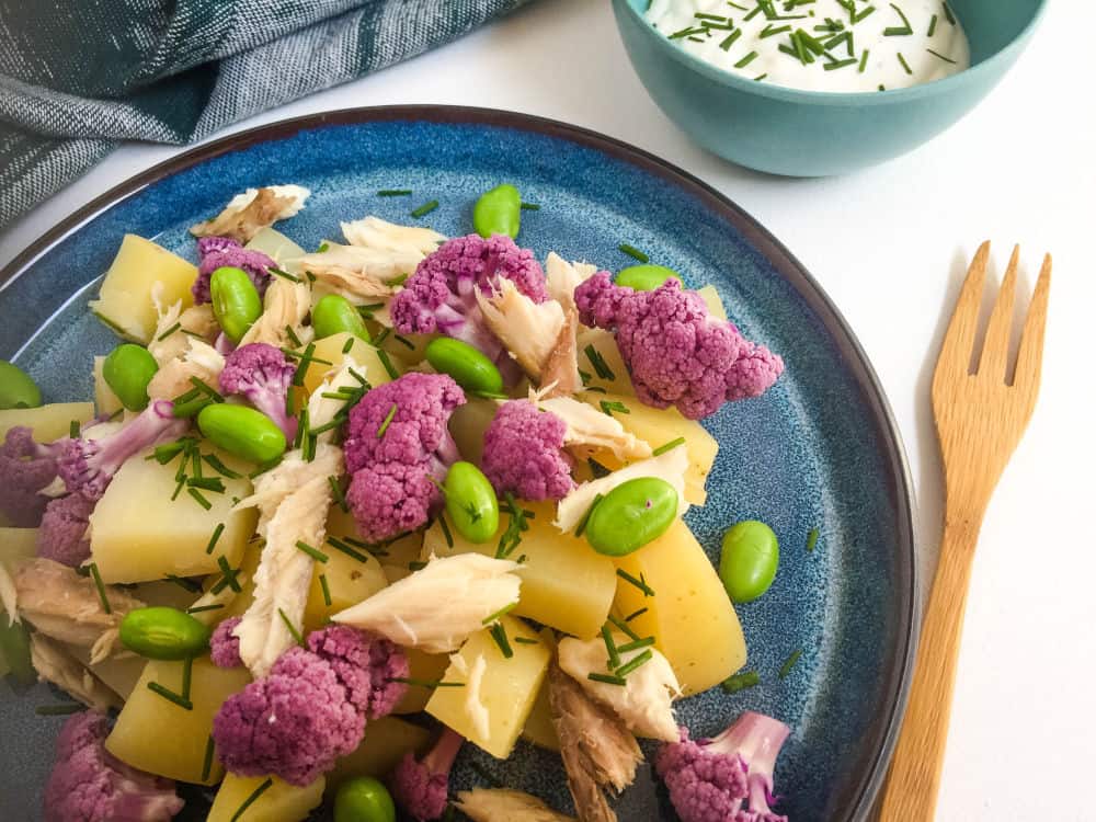 Kartoffelsalat med røget makrel