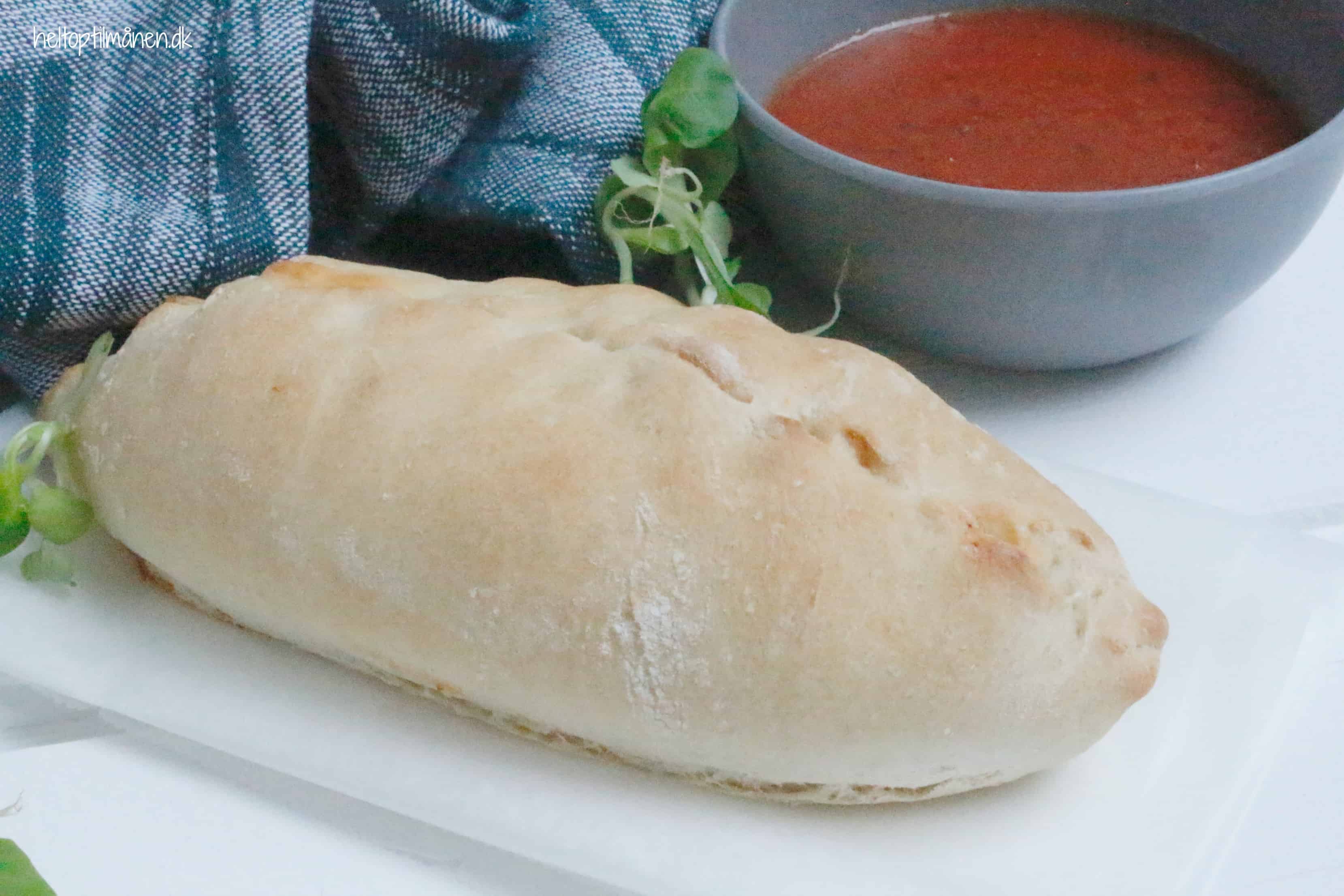 Calzone med spaghetti og kødsovs
