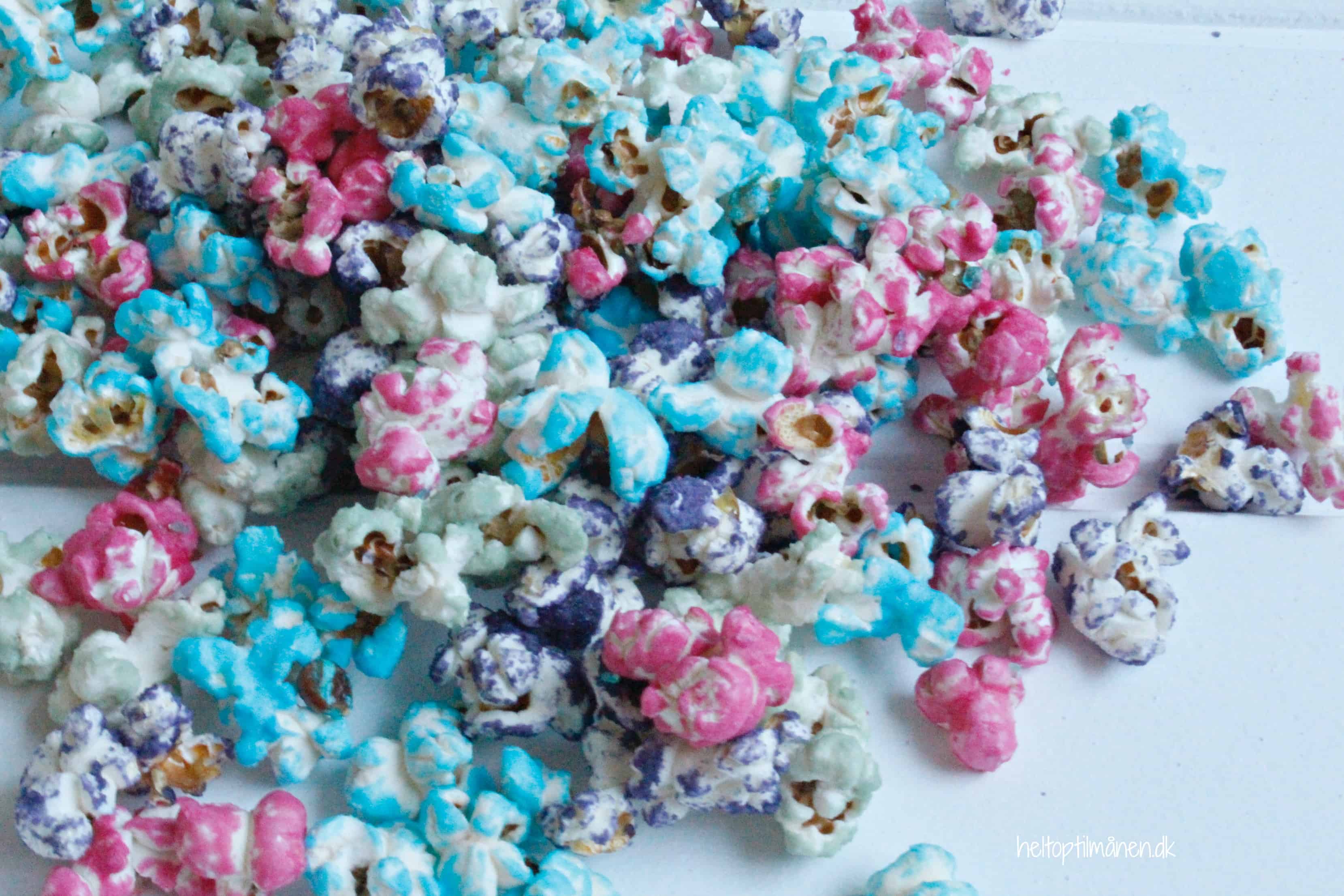 Farvede popcorn