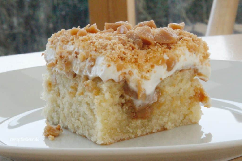Bradepandekage med saltkaramel og luftig frosting