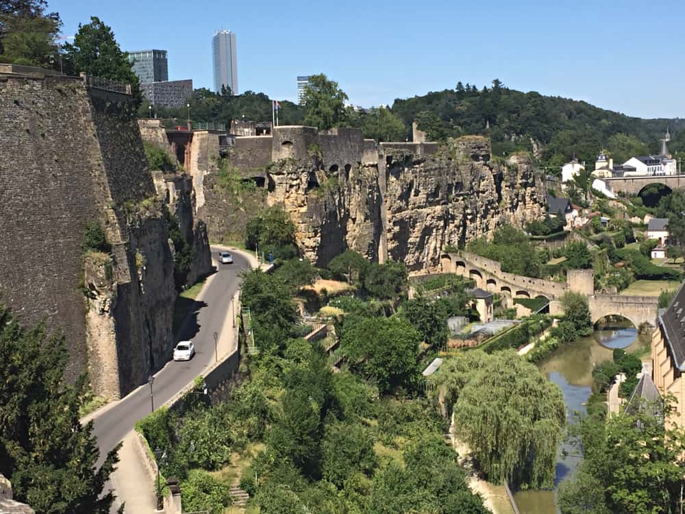I Luxembourg på solo-miniferie