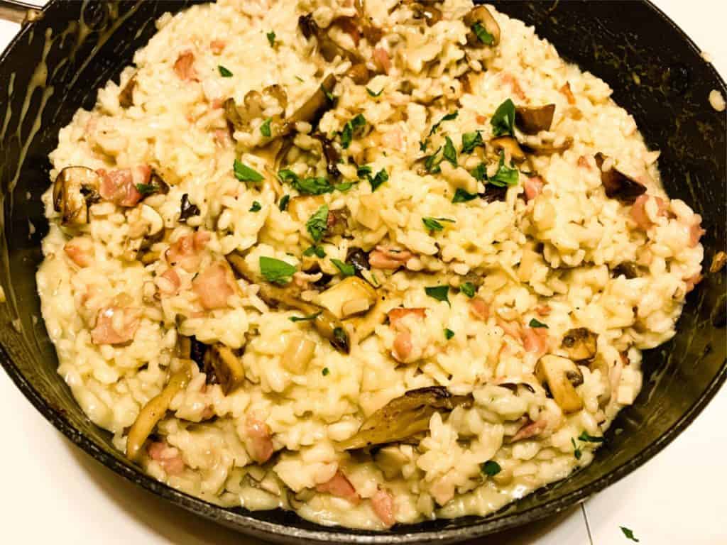 Risotto med svampe og bacon